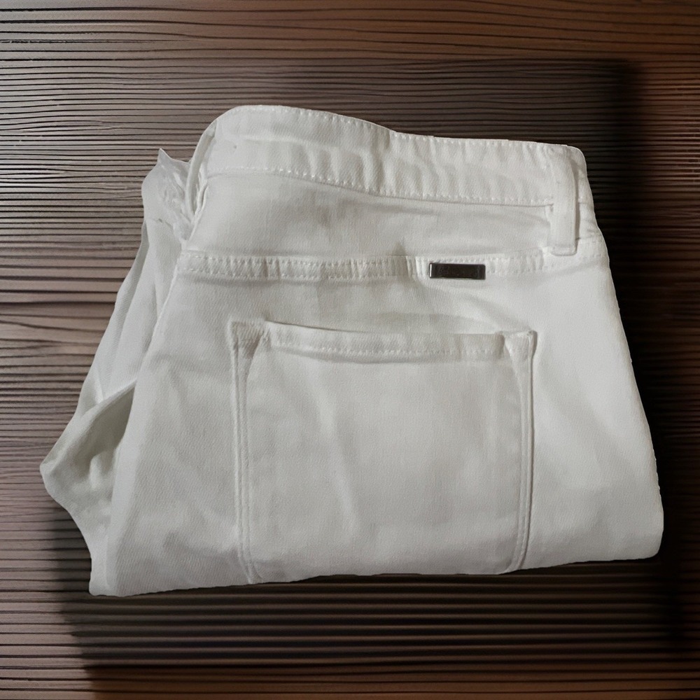 Women's KanCan Jeans Size 32 White Raw Hem‎ Denim